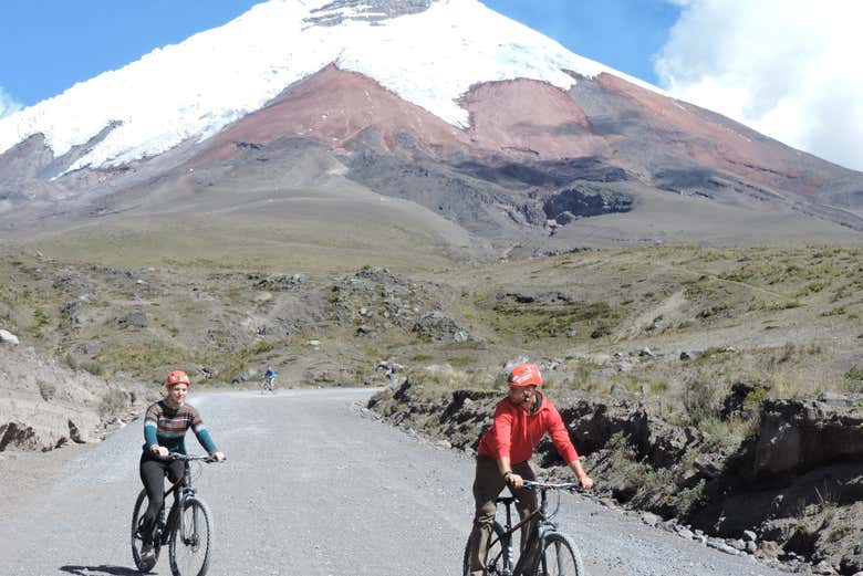 Alla scoperta del vulcano in bicicletta