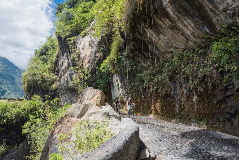 De bicicleta por Baños de Agua Santa