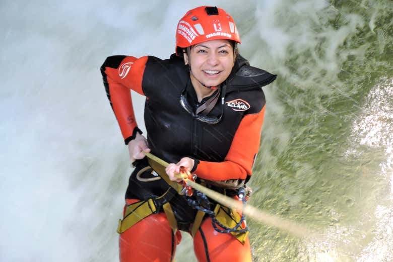Discesa in corda doppia sul fiume Cashaurco