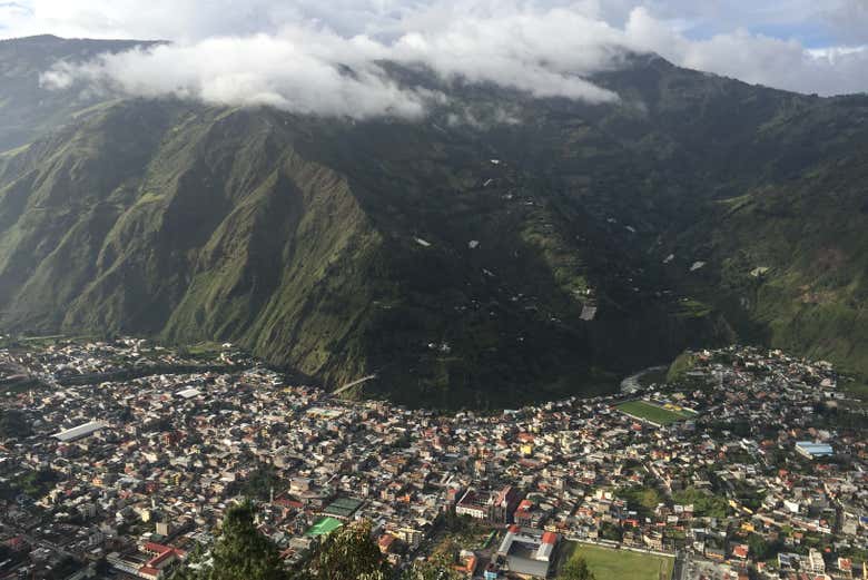 Panoramic view of Baños de Agua Santa