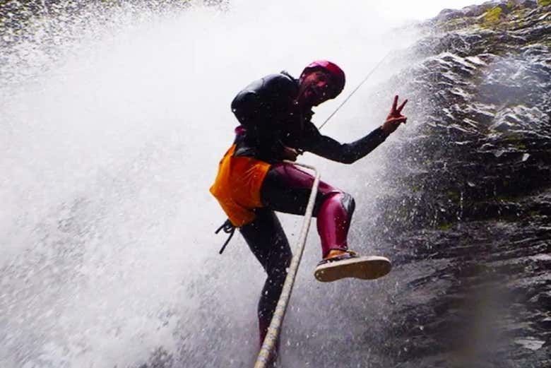 Descend the largest waterfall in Bucay!