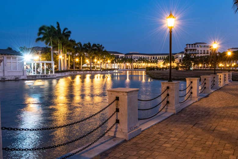 Quartiere di Las Peñas di sera