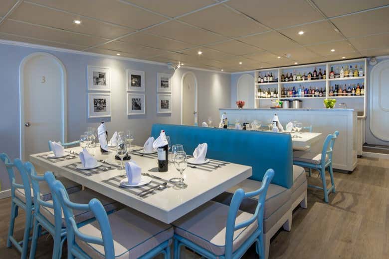 Dining room of the cruise ship Arquipel I