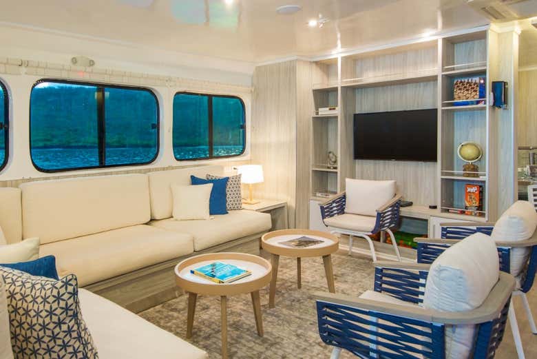 Lounge du bateau de croisière Solaris