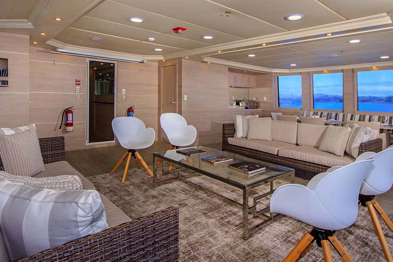 Lounge area