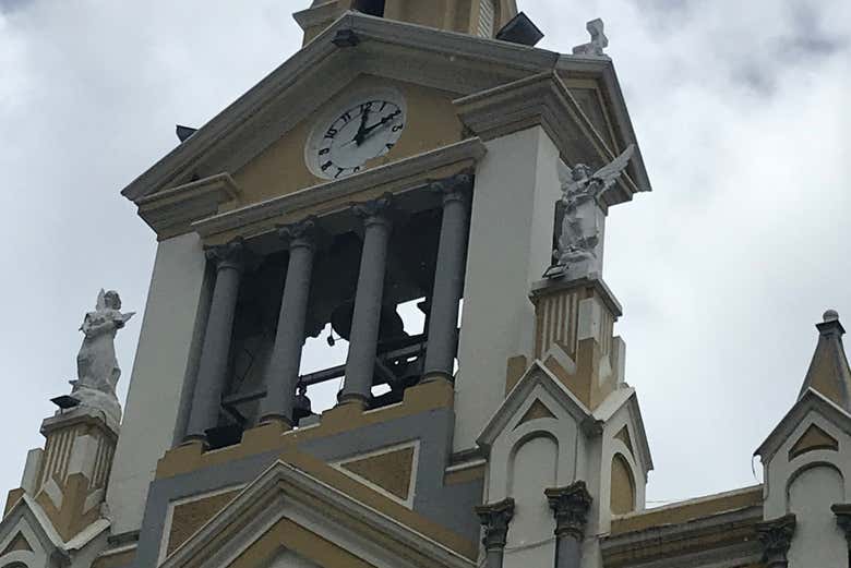 Reloj en la iglesia de Vilcabamba