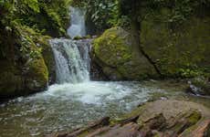 Tarabita de Mindo y Santuario de Cascadas