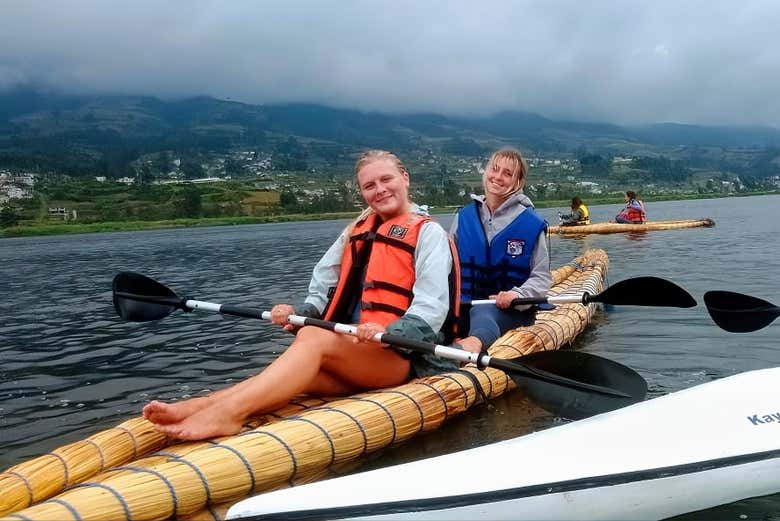 Row in a traditional canoe in Otavalo!