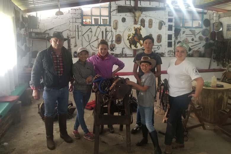 Learn how to ride horses at Haciendo Hipolongo