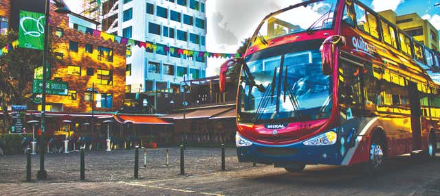 Ônibus turístico de Quito