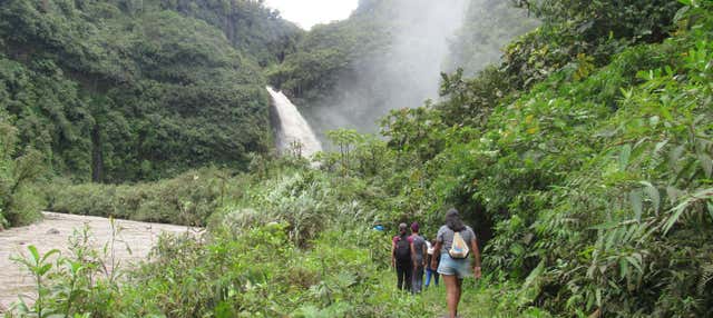 Excursión al Parque Nacional Cayambe y Cueva de los Tayos
