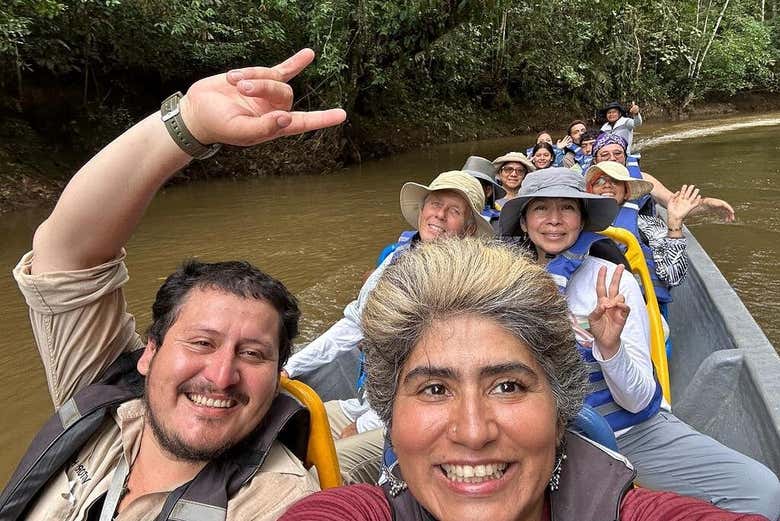 Un divertente giro in canoa