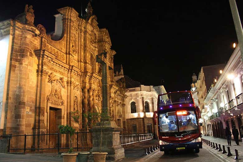 Monumenti illuminati di Quito