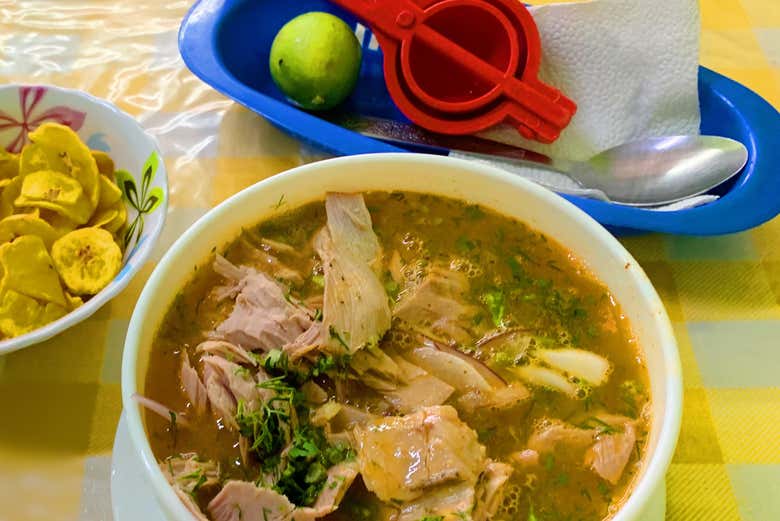 Encebollado tradicional equatoriano