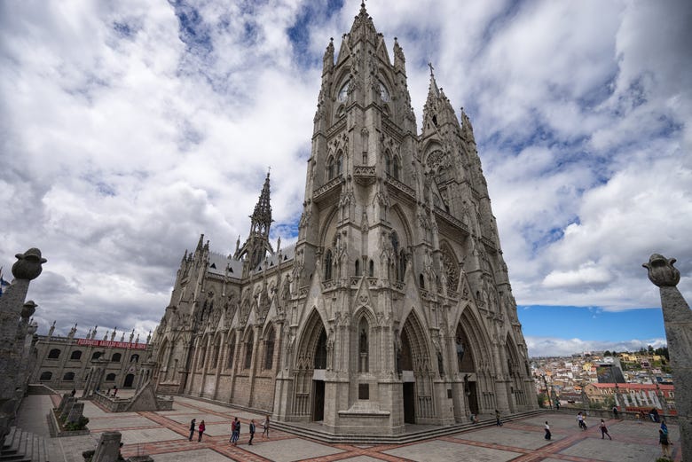 Basílica del Voto Nacional de Quito