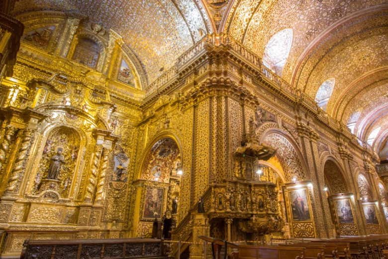 Marvel at the beauty inside the churches of Quito
