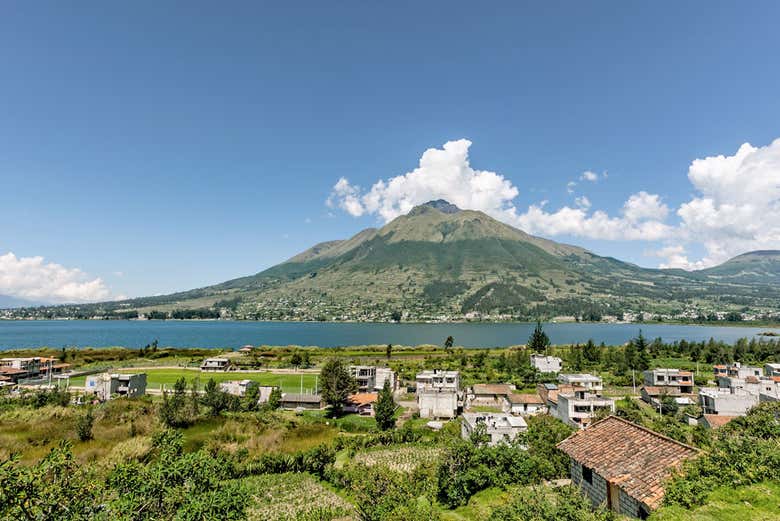 Paisajes del lago San Pablo