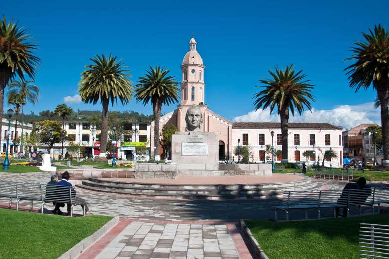 Otavalo central square