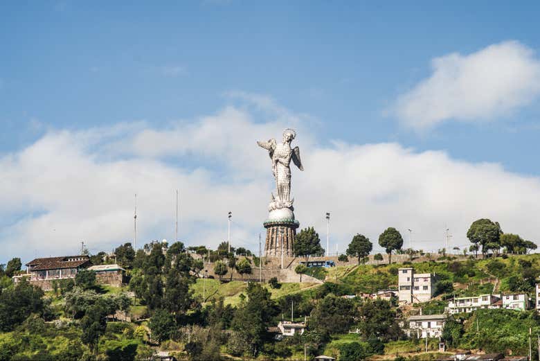 Mirante da Virgem do Panecillo