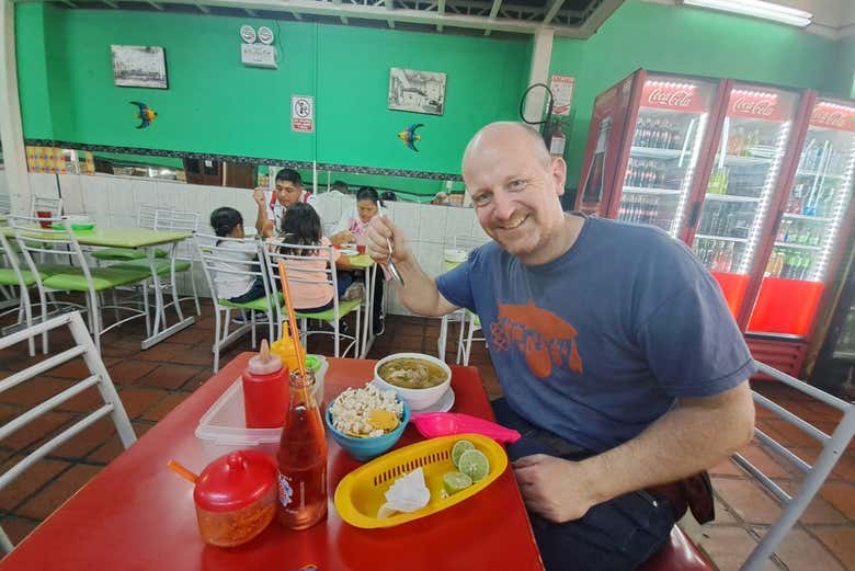 Degustação de comida tradicional equatoriana