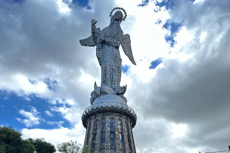 Monumento da Virgem de Panecillo