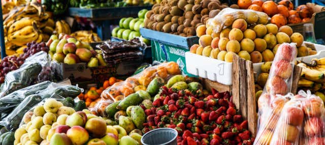 Marché traditionnel et Musée Guayasamin