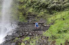 Tres Cascadas Waterfall Hike