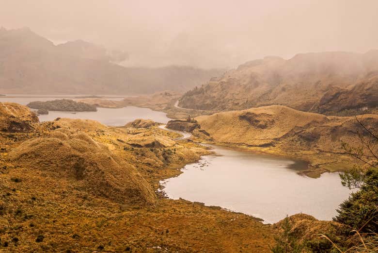 Scenic spots around the Atillo Lagoons