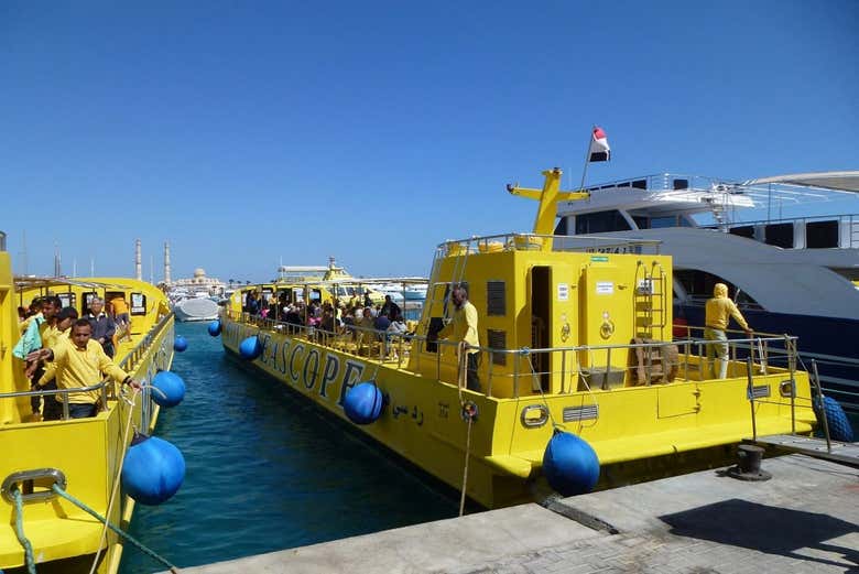 Barcos preparados para a travessia