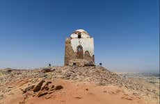 Estela del Hambre, Qubbet el-Hawa e isla Kitchener