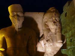 Tempio di Luxor: Tutankhamon e consorte