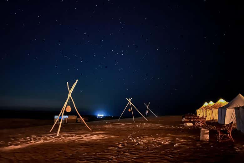 Accampamento sotto le stelle