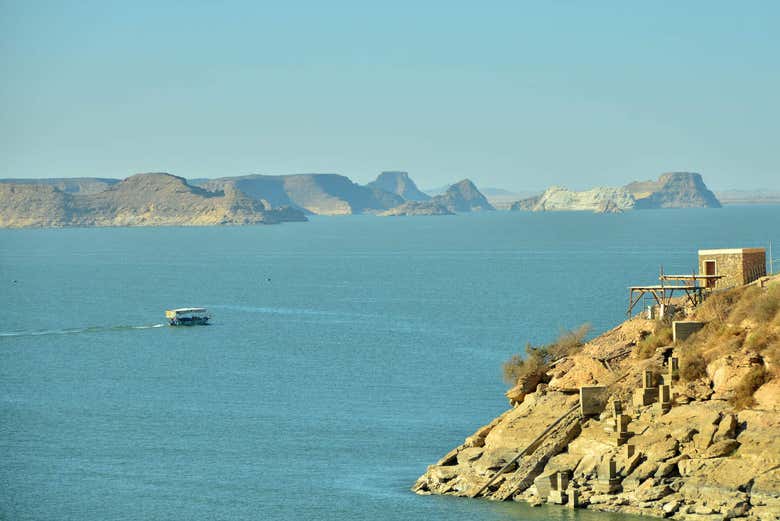 Cruise across Lake Nasser