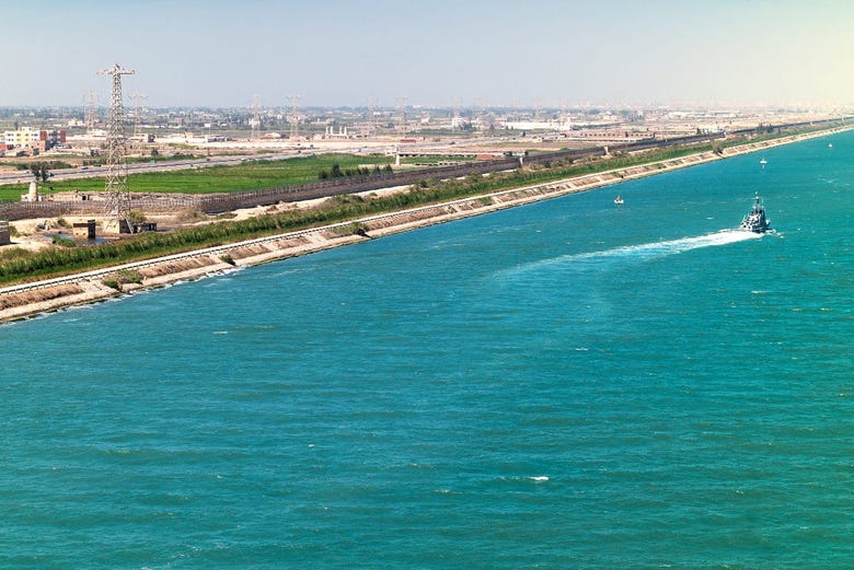 Viste panoramiche del Canale di Suez
