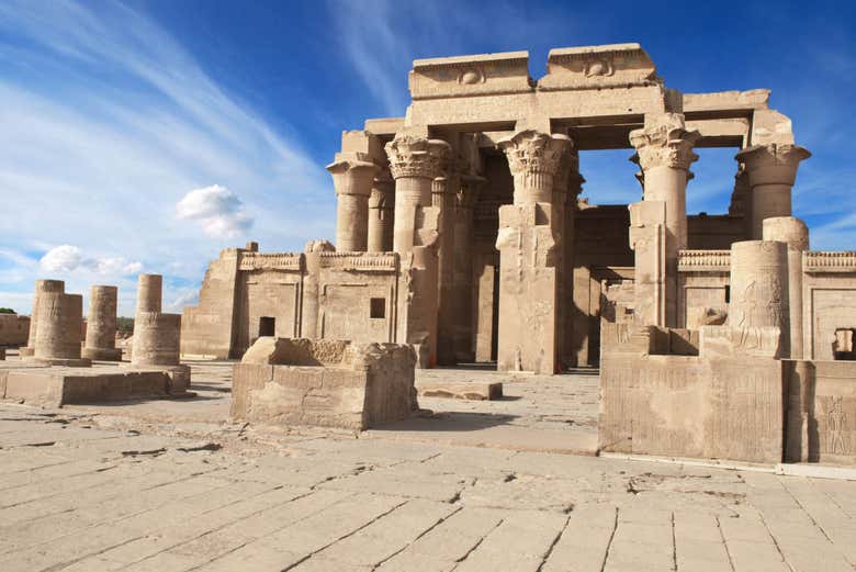 Vamos descobrir os segredos do templo de Kom Ombo
