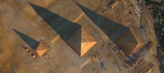 Pyramids of Giza & Cairo Private Aircraft Ride