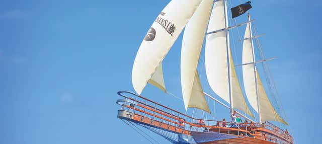 Croisière en bateau pirate à Orange Bay