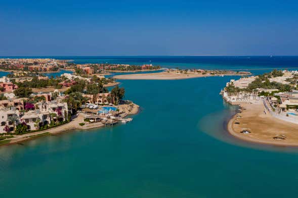 Cruzeiro por El Gouna com atividades aquáticas