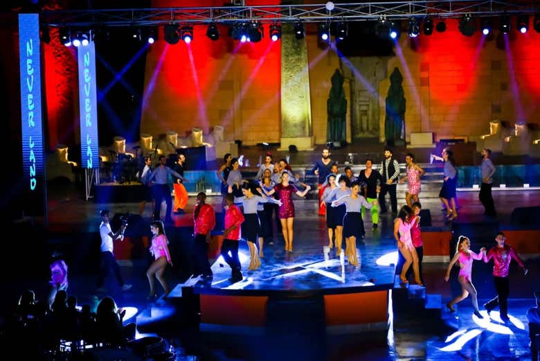 Cabaret, musique et danse