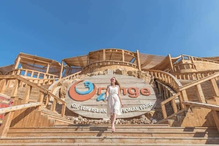 Bienvenue à Orange Bay !
