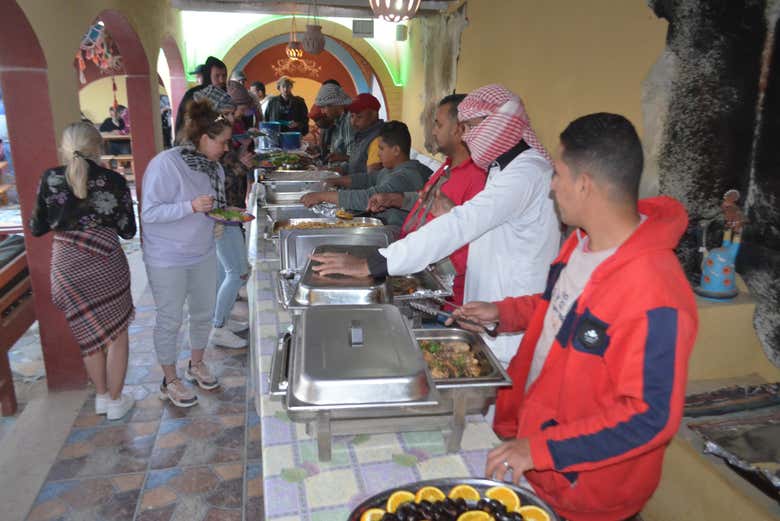 Disfrutando de la cena