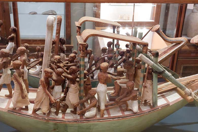 Immerse yourself in the fascinating history of Egypt