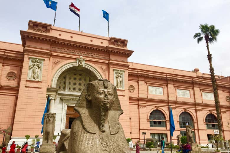 Outside Egyptian Museum in Cairo