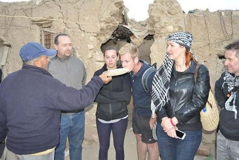 Ascoltando le interessanti spiegazioni della guida