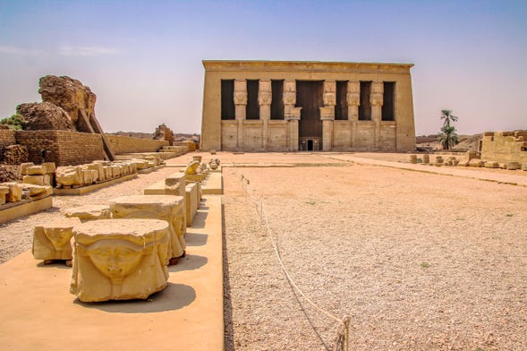 Excursão aos templos de Abidos e Dendera