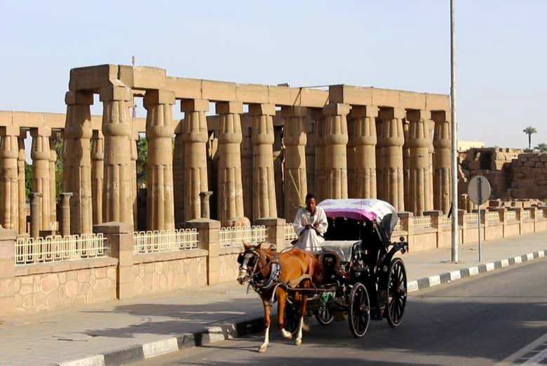Uma forma diferente de conhecer Luxor
