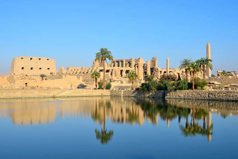 Approchez-vous du temple de Karnak