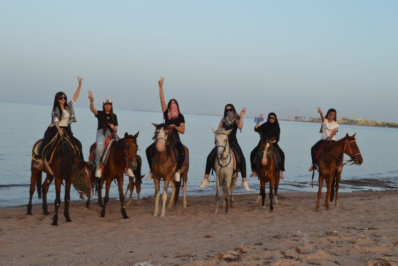 Cavalgando pelas praias de Sharm el-Sheikh
