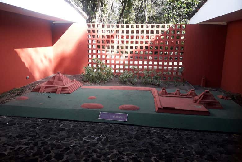 Maqueta en la entrada de San Andrés