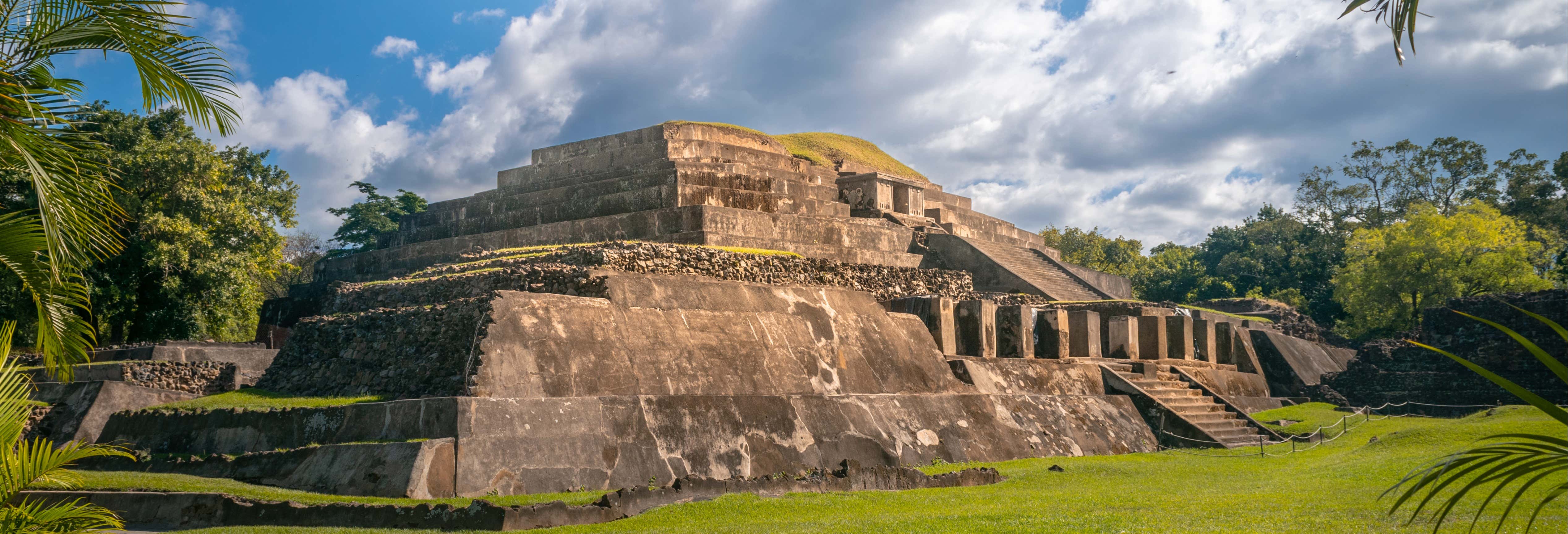 Day trips in San Salvador